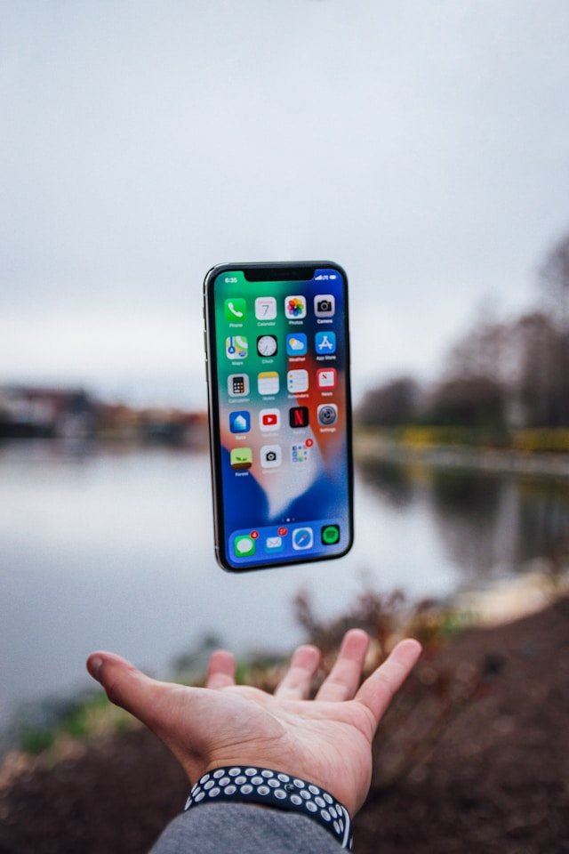 The Smartphone: Your Greatest Opportunity or Your Biggest Distraction?